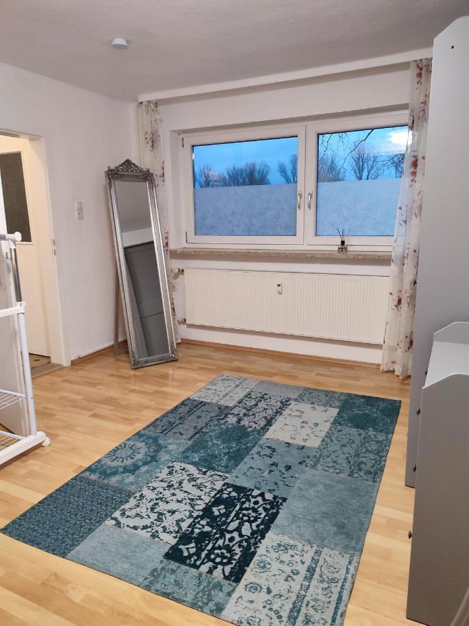 Gemuetliche Zwei-Zimmer-Wohnung Am Regnitzufer Bamberga Esterno foto