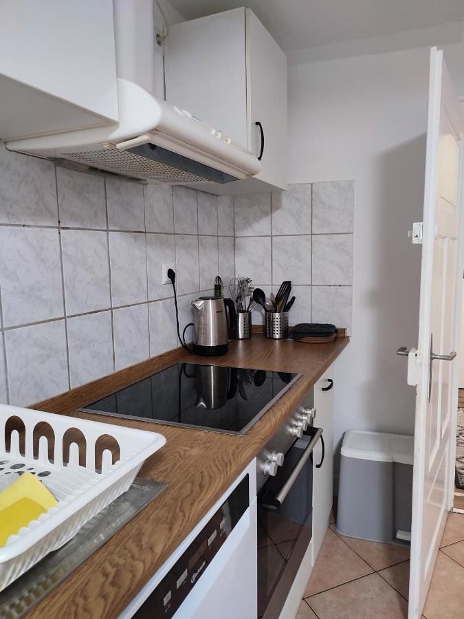 Gemuetliche Zwei-Zimmer-Wohnung Am Regnitzufer Bamberga Esterno foto
