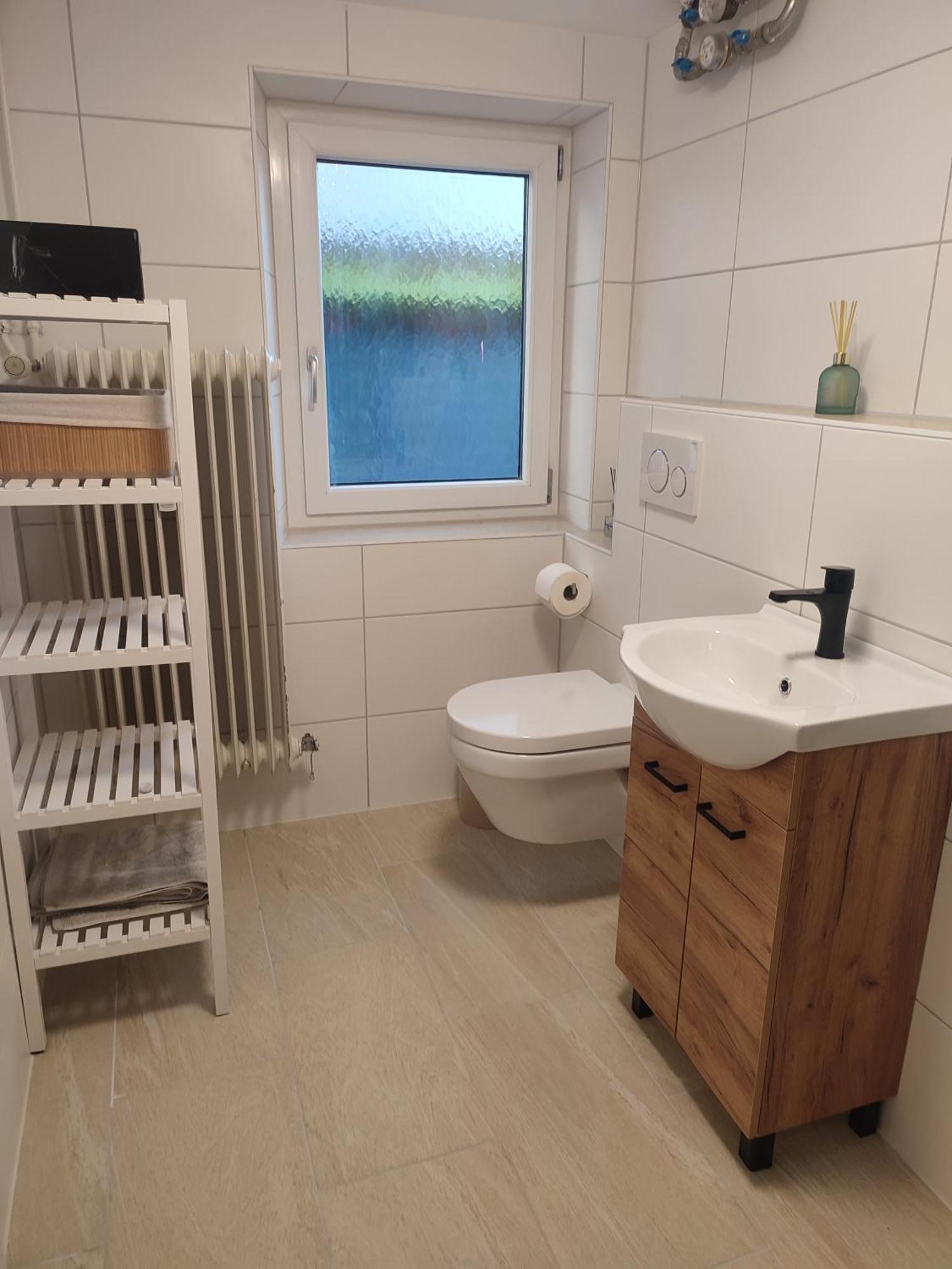 Gemuetliche Zwei-Zimmer-Wohnung Am Regnitzufer Bamberga Esterno foto
